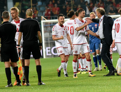 Dinamarca. La Selección fue segunda en el grupo 5, con 20 puntos, superada por Polonia.