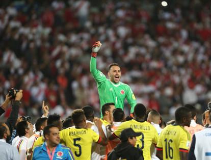 Selección Colombia celebra su paso al Mundial de Rusia.