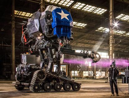 Un robot gigante estaodunidense venció a su rival japonés en un combate visto por decenas de miles de personas en internet.