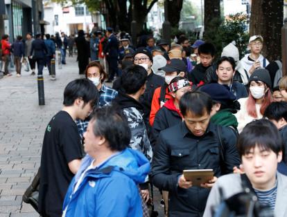 El iPhone X fue lanzado en el mundo este viernes 3 de noviembre. En Tokio, Japón, el celular fue apetecido desde tempranas horas de la mañana.