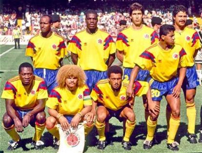 Para Italia 1990, esta camiseta amarilla fue el segundo uniforme. Se usó solo en octavos de final, cuando Colombia cayó 1-2 con Camerún.
