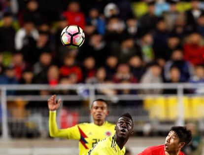 El defensor colombiano Davinson Sánchez, de 21 años, juega para el Tottehmham Hotspur. Ha sido una de las revelaciones de la Premier League.
