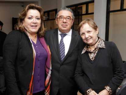 Patricia Martínez, William Cruz y Judy Henríquez.