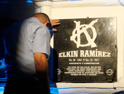 Pero Kraken sigue trabajando, de la mano de Andrés Ramírez, hijo del fundador, para continuar con el legado de Elkin Ramírez. Textos periodísticos: Mateo García.