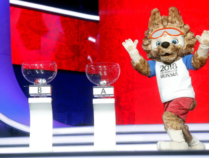 Zabivaka - Rusia 2018

Vestido con los colores del país anfitrión, este lobo con gafas deportivas adora el fútbol y es muy sociable. Zabivaka será la mascota que veremos durante el mundial que comenzará el próximo año, al que Colombia está clasificado.