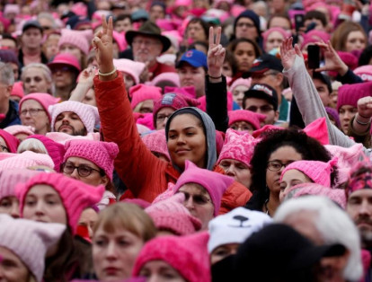 El 21 de enero de 2017, al menos 500.000 personas se unieron en la Marcha de las Mujeres en Washington. La multitudinaria manifestación se convocó luego de que se conocieran los comentarios del presidente Donald Trump, que muchos sectores consideraron machistas.