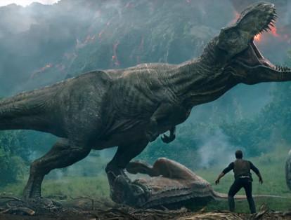 Jurassic World: Fallen Kingdom – 22 de junio
Esta vez la mission es salvar a los dinosaurios de una segunda extinción. Un volcán entra en actividad en la isla Nublar y obliga a diseñar una operación de rescate sin precedentes.
Reparto: Bryce Dallas Howard, Chris Pratt, Jeff Goldblum.