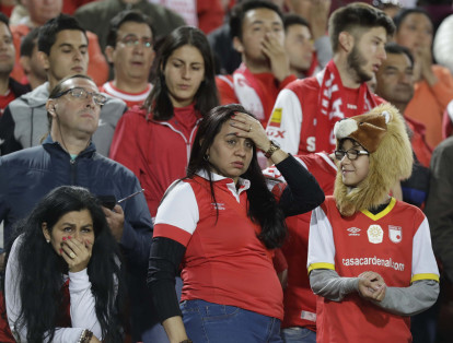 La tristeza de Independiente Santa Fe, tras perder la Liga contra Millonarios.