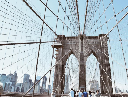 El ‘Puente de Brookling’ es otro punto imperdible  si usted visita New York, este puente es un emblema de la ciudad al igual que la Estatua de La Libertad.