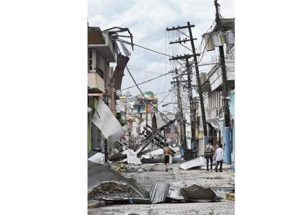 Huracán en Puerto Rico: A mediados de septiembre azotó la isla, de 3,5 millones de habitantes, y acabó con su infraestructura.