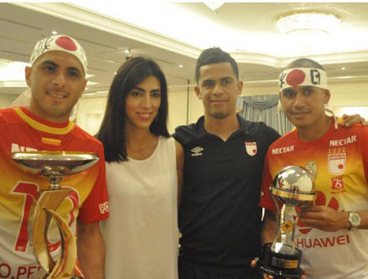 Omar Pérez levantó en 2016 el título de la Suruga Bank, el primer título intercontinental del equipo colombiano en la historia.