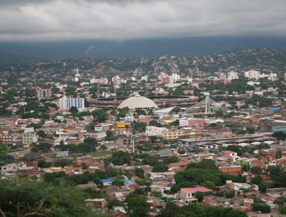 6. Cúcuta: situado al nororiente del país, la capital de Norte de Santander es residido por 668.838 habitantes, de los cuales 323.452 son hombres y 345.386 son mujeres, según proyecciones del DANE para el año 2018.