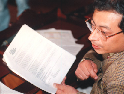 Gustavo Petro, el 19 de abril de 2001, cuando era representante a la Cámara.