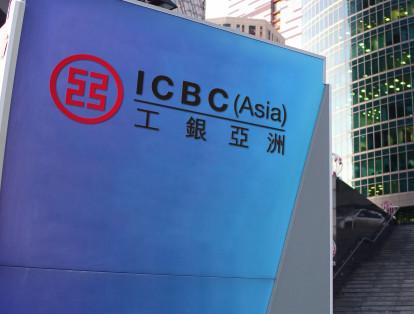 3.  En el tercer lugar está China con el ICBC, uno de los bancos más grandes del mundo con un valor comercial de $59.2 mil millones de dólares y 90,3 de fuerza de marca.