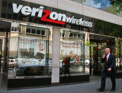 8. En la octava posición está Verizon con un valor de 62.8 mil millones de dólares para 2018. Esta compañía es la mayor operadora de telecomunicaciones en Estados Unidos.
