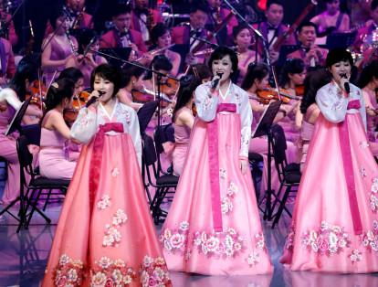 5.	Samjiyon es el nombre de la orquesta que se presentó en Gangneung. Esta banda se dedica principalmente a la interpretación de ritmos europeos clásicos.