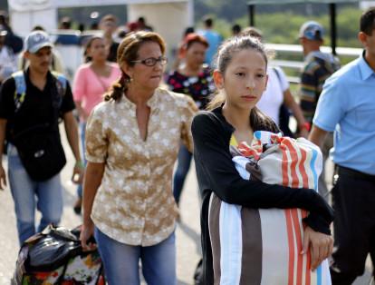 El gobierno colombiano, que ha llamado a sus ciudadanos a evitar actos de xenofobia, ha pedido ayuda internacional ante la oleada de migrantes.