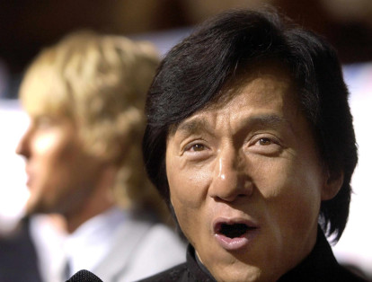 En junio de 2013, el famoso actor chino Jackie Chan también fue  víctima de las mentiras divulgadas por las redes. En Twitter se viralizó el numeral #RIPJackieChan en el que mencionaban que el asiático habría muerto por complicaciones cardiacas. Rapidamente esta información fue desmentida por las cuentas oficiales de Chan.