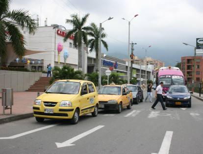 7. Ibagué: este municipio, ubicado en el centro-occidente del país, cuenta con un número de 233.455 personas con licencia de conducción.