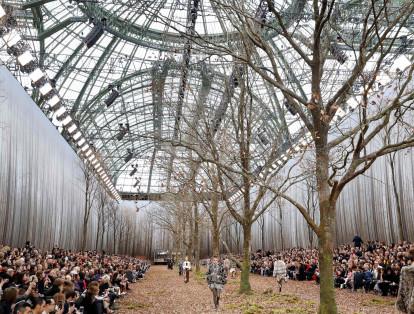 Louis Vuitton y Chanel cierran Semana de la Moda de París