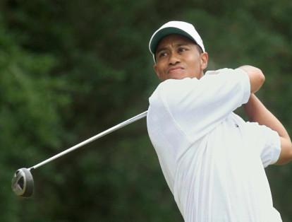 El golfista profesional Tiger Woods posee disfemia, que es la causa básica del tartamudeo.