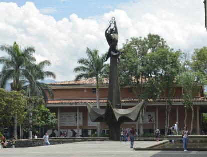 3. Antioquia: en este departamento, ubicado al noroeste del país, hay 15 universidades públicas.