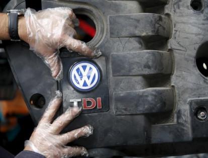 Luego que estallara el escándalo de las emisiones contaminantes de los vehículos diesel de Volkswagen en 2015, la empresa alemana debió comprometerse en Estados Unidos a pagar una millonaria compensación a los propietarios afectados y, además, recomprar alrededor de 500 mil unidades involucradas en el fraude y que fueron comercializadas en el país de América del Norte.