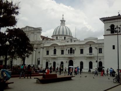 3. Popayán: la capital del departamento del Cauca, presentó niveles de concentración de PM10 por debajo de los 20 (ug/m3).