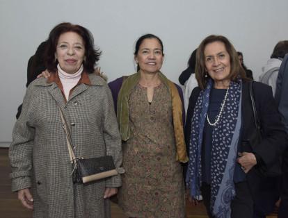 Eugenia Cárdenas, Cecilia Posada y Cristina Pignalosa.