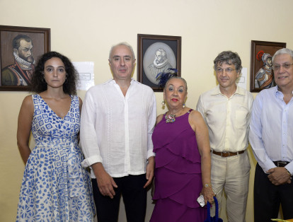 Sofía Mata, Pablo Gómez de Olea, embajador de España; María Paulina Espinosa, Guillermo Marín y Jorge Dávila-Pestana.