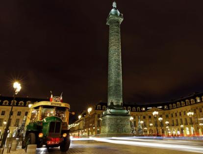 Jules Hardouin- Mansart diseñó en 1699 la Place Vendome, una exponente del urbanismo clásico francés que se ubica en París. La mayor parte de las fachadas de este icónico lugar están consideradas monumento histórico.