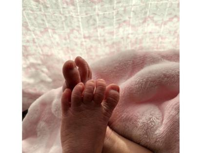 Behati Prinsloo, la esposa de Adama Levine, fue madre por segunda vez en febrero de este año. Gio Grace es la nueva integrante de esta familia.