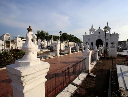 El Cementerio del Rosario de Mompox resguarda tumbas de personajes colombianos como el poeta Candelario Obeso.