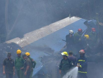 El avión accidentado es un Boeing 737-200 de Cubana de Aviación arrendado a la aerolínea mexicana Damojh.