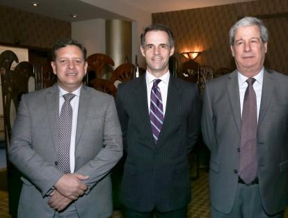 John Jaime Moreno, Ignacio Londoño y Juan Carlos Acosta.