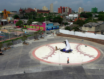 El Édgar Rentería es el escenario deportivo más moderno y cómodo de Colombia y uno de los más importantes de Latinoamérica, a la par de los de México y del recién construido Dennis Martínez, en Managua.