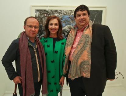 Cesare Bieller, Gloria Luz Gutiérrez y Nelson Osorio.