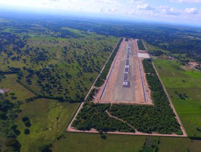 El Aeropuerto Hacaritama es un aeropuerto de carácter nacional que brinda servicio a la ciudad de Aguachica, ubicada en el departamento de César. Cuenta con una pequeña terminal y torre de control. Actualmente presta vuelos chárter y ha tenido dificultades desde su inauguración, en el 2016, pues la torre de control no es apta y no cuenta con salas de espera.