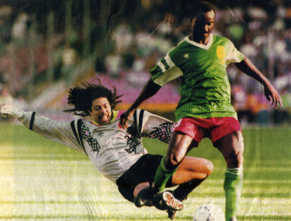 El primer partido que disputó en esta Copa del Mundo fue el 9 de junio contra los Emiratos árabes Unidos, en dicho partido la Selección ganó 2-0. El 14 de junio no jugó muy bien y perdió contra Yugoslavia 0 -1 y el 19 de junio quedó empatado 1-1 con Alemania. El 23 de Colombia quedó eliminada de la Copa en territorio italiano, cuando perdió 1-2 contra Camerún en octavos de final.