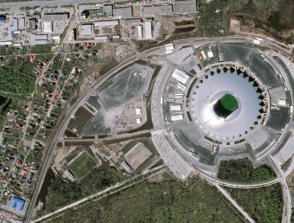 El Samara Cosmos Arena, el cual da una ilusión óptica de una nave espacial, puede recibir a más de 47.000 espectadores.