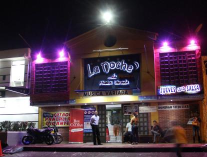 Discoteca La Noche, en la zona rosa del Siete de agosto, en Villavicencio. Tiene más de 30 años de tradición salsera, su propietario es el caleño Memo Lussio.