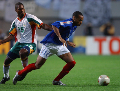 Corea – Japón 2002: El viernes 31 de mayo se dio inicio a este Mundial. La selección francesa se enfrentó a Senegal en el Seoul World Cup Stadium. El resultado fue 0 – 1 favoreciendo a la selección africana.