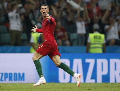 Cristiano Ronaldo celebró su tercer gol.
