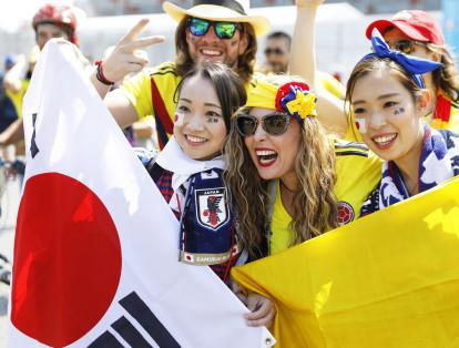 Muchos colombianos atravesaron el mundo entero para ver el debut de la Selección Colombia en el Mundial de Rusia 2018. Desde diferentes países, varias personas han llegado al país para ver el partido frente a Japón, que se jugará desde las 7 de la mañana (hora colombiana), este martes.