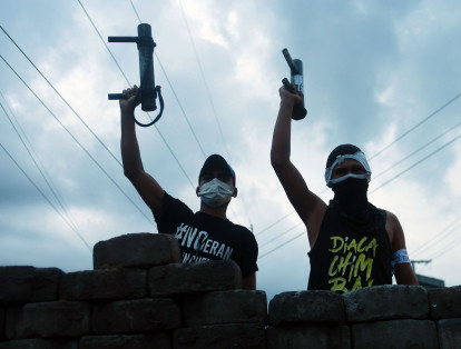 La denominada Coordinación Universitaria por la Democracia y la Justicia instó al sector privado nicaragüense a decretar un paro nacional por 48 horas, como una medida de protesta a fin de detener la violencia estatal en el marco de la crisis sociopolítica que atraviesa este país.