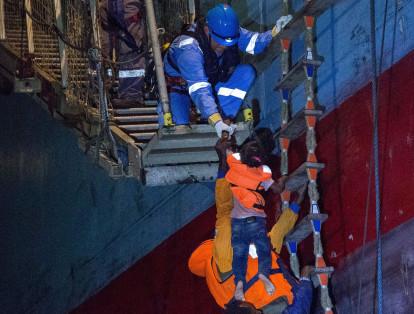 Los migrantes fueron rescatados el pasado 22 de junio en las costas de Libya. Cinco de ellos murieron durante la travesía por el Mediterráneo.
