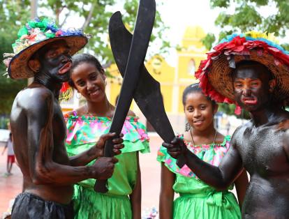 El Son de Negro es un baile que corresponde a las danzas de congos, con denominación de las tribus congolesas del Africa.