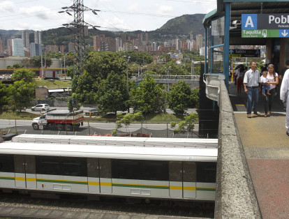 Cambios en ingreso a la estacion Poblado de el Metro.