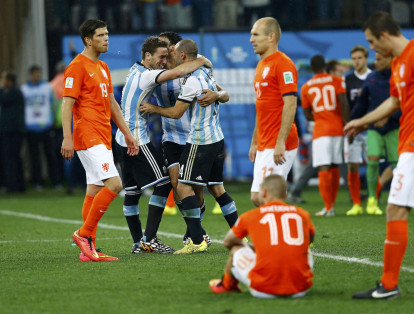 El siguiente encuentro fue entre Países Bajos y Argentina, partido que se definió por penaltis en los que la selección latinoamericana venció 4-2.