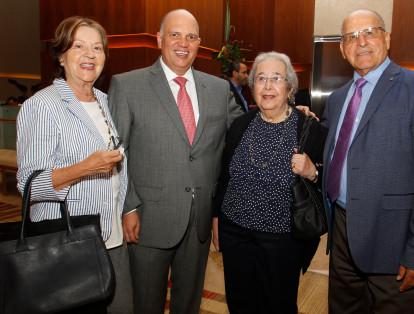 Estela Prada, Ricardo Álvarez, Vilma Piedrahita y Aníbal Castañeda.